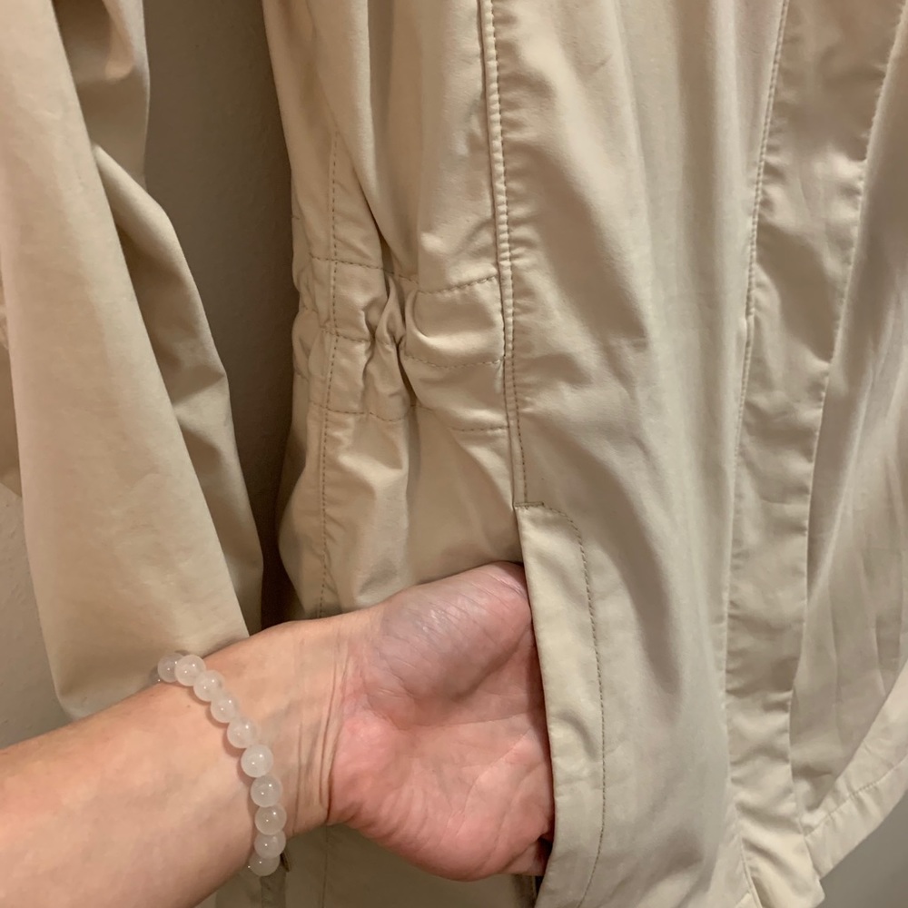 Lightweight Rain Jacket - image 4